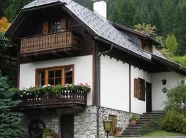 Seewiesen Hütte Weissensee Kärnten