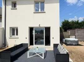 Maison entiere jacuzzi reception ouverte 7 7j et 24 24h