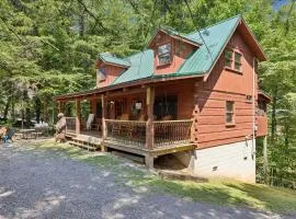 A Charming Cabin, Pool, Firepit, Hot Tub-jacuzzi