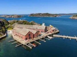 Awesome Home In Søgne With Wifi