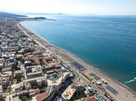 Pearl SeaBreeze Suites