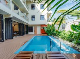 Aire Dharavandhoo, hotelli, jossa on pys&auml;k&ouml;intimahdollisuus kohteessa Dharavandhoo