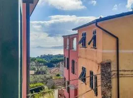 3 Bedroom Stunning Home In Montemarcello