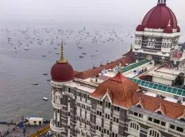 Hotel taj