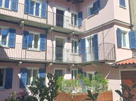 La Corte dei Mercanti by Stresahome - Centro Storico, Hotel in Stresa
