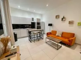 "Garenne 2" Cosy 3 pièces quartier haut climatisé avec patio !