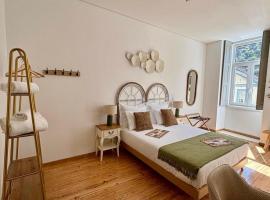 Casa Tawny, дешевий готель у місті Піньян