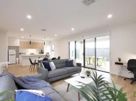 No Stairs Dbl Garage Aircon Woodville North