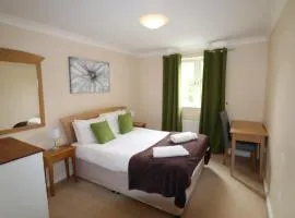 Comfortable 2 Bedroom Apartment in Bracknell