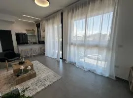 Modern 2BR by Azrieli & Sarona