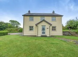 4 Bed in Dihewyd oc-f32351