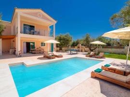 Villa Adelasia by Villa Plus, Hotel in Lithakia