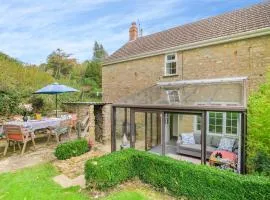 2 Bed in Bridport 93342