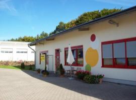 Econo Motel Goelzer, hotel cerca de Aeropuerto de Frankfurt - Hahn - HHN, 