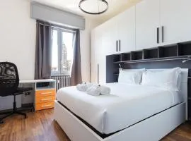 Parcheggio Privato e casa moderna con vista storica