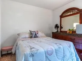 Peaceful Modern Room Near I4