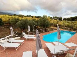 Villa con Piscina