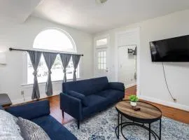 2 Bedroom Near Brewery Parkway 151 Downtown