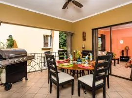 Amazing Condo Across The Street From The Beach