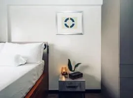 Functional stay near airport, business districts