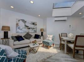 Dupont Circle-suite 7kalorama Luxury Apartment, hotel in Washington