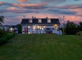 Chalet du Rivage，Poh&eacute;n&eacute;gamook的SPA 飯店