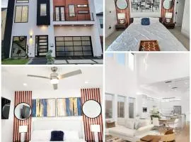 Dallas Luxury Modern House by Dallas Love Airport