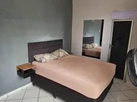 HOUSE EXCELLENT LOCATION COP 30, up to 18 people