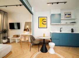 Yellow Suites Kavala, appart'hôtel à Kavala