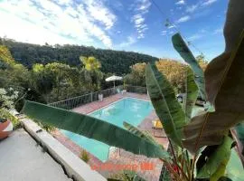 Casa em Mairinque com Piscina e Área Verde