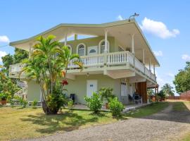 The Reef 1 walking disntance to Steps Beach, hotel in Rincon