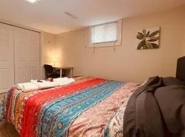 Downtown-Jackson Park private Budget Friendly Room