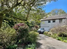 The Shades - Bliss In The Heart of Windermere