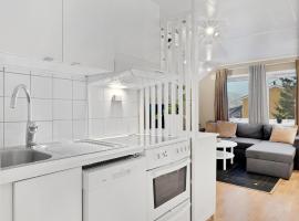 Arctic basements queensize beds, khách sạn ở Tromsø