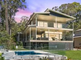 The Lake House - Lakefront Oasis At Murrays Beach!