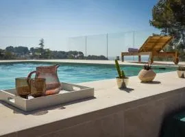 Mora Villa ONLY FAMILIES