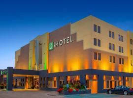 iHOTEL & Conference Centre Red Deer, spa hotel in Red Deer