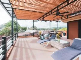 La Flor beach Condos