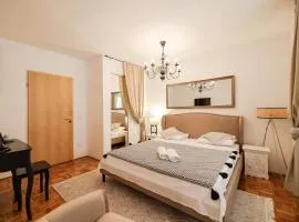della apartments