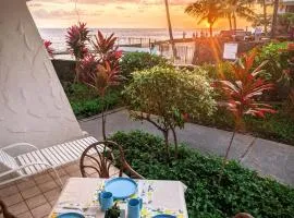 50 Feet to Ocean Kona Deluxe Ground-Floor Unit!