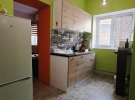 Апартамент Аладин- Център Враца, hotel in Vratsa