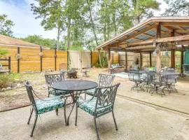 7 Mi to Kitty Hawk Pier and Beach Studio with Patio!
