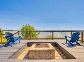 Mtn-View Camano Island Retreat Overlooking Beach