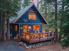 Indigo Owl by AvantStay Cabin w Firepit Minutes to Lake Slopes