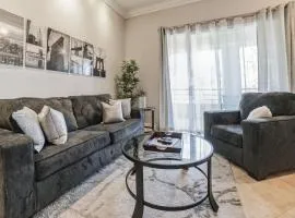 Fabulous Penthouse Apartment LAS VEGAS Strip view with resort amenities! 5 min walk to main attractions! ONLY LONG TERM RENTALS min 30 nights!