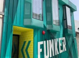 Funker Hostel