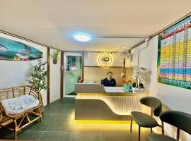 Sweed Dee Love Hostel