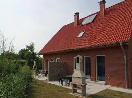 5-Zimmer-Ferienhaus in Zierow mit Garten