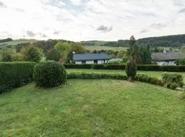 Ruhiger Bungalow am Hennesee mit Terrasse