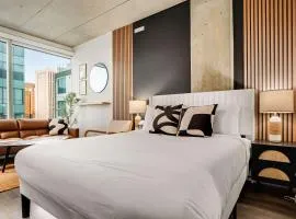 Boulevard Stays Comfortable Downtown Highrise STU Pool Parking & Gym 10a